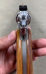 Smith & Wesson 66 (no dash) .357 -superb condition - 7 of 13