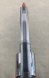 Smith & Wesson 66 (no dash) .357 -superb condition - 8 of 13