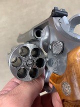 Smith & Wesson 629-3 .44 Mag 6 Inch - minty - - 13 of 15