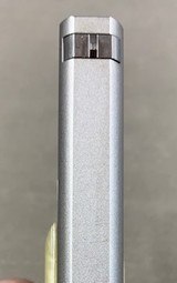 Smith & Wesson Model 61-2 .22lr Nickel - minty - 6 of 9