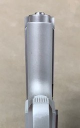 Smith & Wesson 6906 9mm - minty - 5 of 6