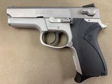 Smith & Wesson 6906 9mm - minty