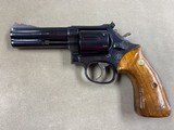 Smith & Wesson 586 .357 Mag 4 Inch Blue - excellent