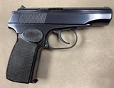 East German Makarov 9x18 w/holster - excellent - 2 of 7