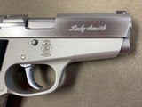 Smith & Wesson 3913 LadySmith - 3 of 7