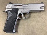 Smith & Wesson Model 1076 10mm Stainless Pistol - minty - 3 of 7