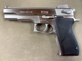 Smith &
Wesson 4506 .45ACP Semi Auto Pistol - 3 of 8