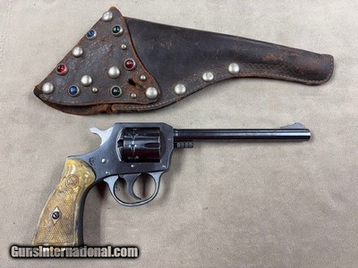H&R Model 922 Revolver 9 shot .22lr with holster