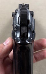 Beretta 92S 9mm Semi Auto - high condition in box - 5 of 7