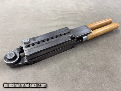 Hensley & Gibbs 10 Cavity Mold #39BB