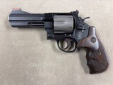 Smith & Wesson 329 PD .44 Mag - excellent - 3 of 6