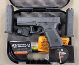 Glock 19 Factory Early MOS Shield RMS2 - mint