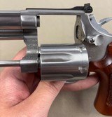 Smith & Wesson 66-2 - mint - 9 of 11