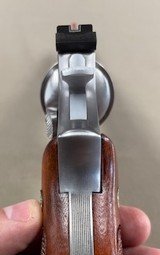 Smith & Wesson 66-2 - mint - 4 of 11