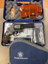 S&W 329PD Airlight .44 Magnum Revolver - mint - 1 of 9