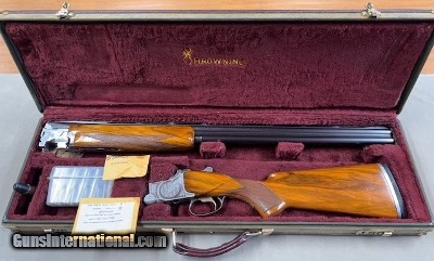 Browning B25 B-1 12 Ga 30 Inch w/case