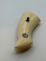 Smith & Wesson Pre Ban Ivory K Frame Square Butt Grips - minty - 9 of 10