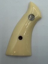 Smith & Wesson Pre Ban Ivory K Frame Square Butt Grips - minty - 2 of 10
