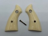 Smith & Wesson Pre Ban Ivory K Frame Square Butt Grips - minty