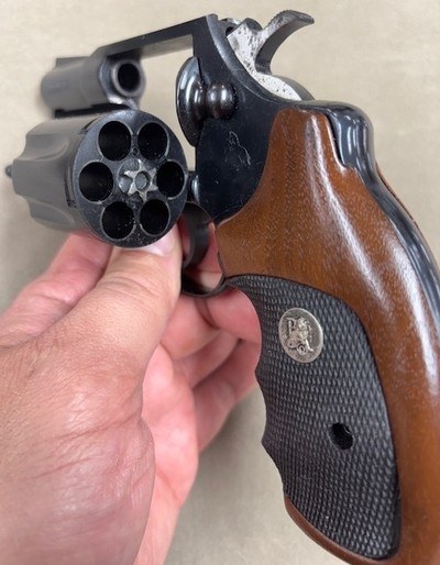 Colt Detective Special - .38 Special w/Pachmayr Legend Grips - Image 5 of 10