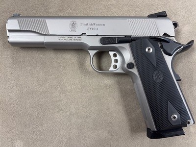 Smith Wesson 1911 - .45 ACP - Excellent! - Image 1 of 6