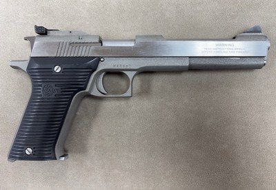 AMT Automag .22 Magnum - Excellent w/ Spare Magazine - Image 2 of 5