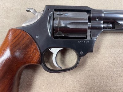 Hi Standard Sentinel MKIV - .22 Magnum - Excellent! - Image 6 of 13