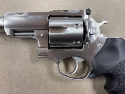 Ruger Super Redhawk . 44 Magnum 9 1/2