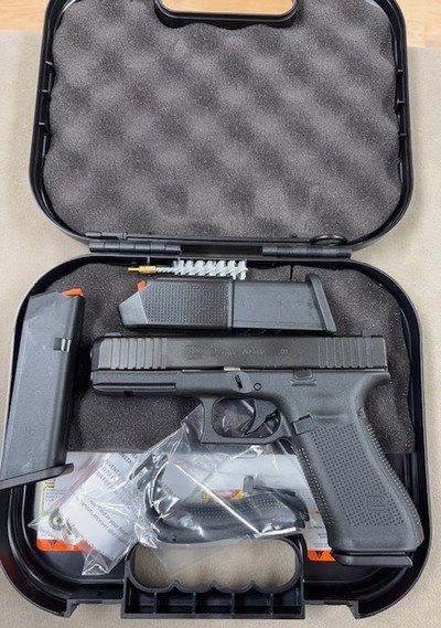 Glock 22 Gen 5 40 S&W - Unfired in Box! - Image 1 of 5