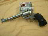 Freedom Arms Revolver
.475 Linebaugh
71/2 Inch Ported Barrel
New in the Box - 3 of 3