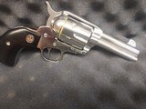 LIKE NEW, RUGER NEW VAQUERO REVOLVER WITH BIRDS HEAD GRIPS, MODEL 00510, 45 COLT - 5 of 12