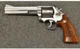 Smith & Wesson 686-1 .357 Mag - 2 of 4