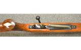Weatherby MarkV .300 WBY - 4 of 7