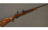 Weatherby MarkV .300 WBY - 1 of 7