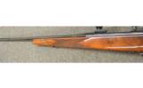 Weatherby MarkV .300 WBY - 5 of 7