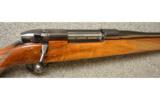 Weatherby Mark V in .300 Wby Magnum - 2 of 7