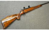 Weatherby Mark V in .30-06 - 1 of 9