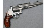 Smith & Wesson ~ 629-6 ~ .44 Mag. - 1 of 6