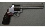 Smith & Wesson ~ 686-6 ~ .357 Magnum - 1 of 2