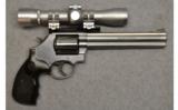 Smith & Wesson ~ 686-6 ~ .357 Mag. - 1 of 2