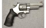 Smith & Wesson ~ 629-6 ~ .44 Rem. Mag. - 1 of 2
