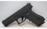 Glock 22 .40 S&W - 3 of 4
