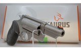 TAURUS~ARMAS~THE~JUDGE~.45LC/.410GA~5~ROUND~ - 1 of 5