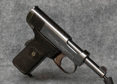 H & R ~ SELF-LOADING ~ .32 AUTO