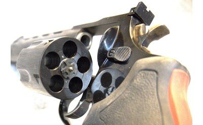 TAURUS ~ RAGING BULL ~ .454 CASULL - Image 3 of 4