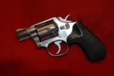 Smith and Wesson 64-2 Revolver with accessories - 3 of 11