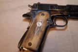 Matching Engraved and gold inlayed pair of 1911A1 pistols from the WWII era - 10 of 14