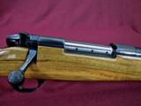 Weatherby Mark V 460 Weatherby Magnum Unfired & Perfect - 5 of 12
