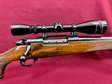 Weatherby Mark V 257 W.M. Leupold Scope Beautiful Wood - 8 of 15