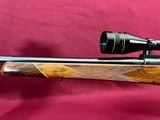 Weatherby Mark V 257 W.M. Leupold Scope Beautiful Wood - 13 of 15